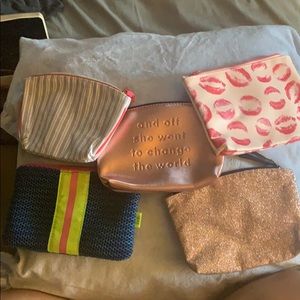 5 Adorable Little Make-up Bags